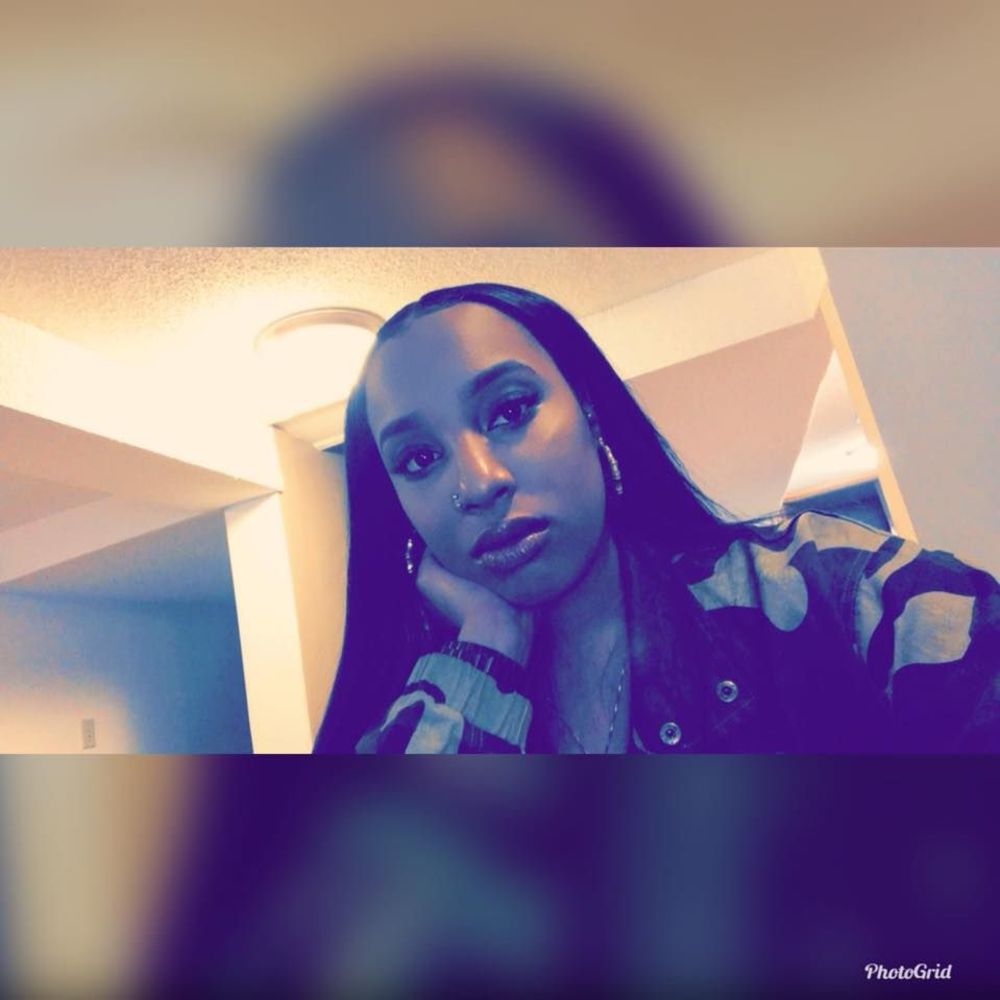 Meet your Posher, Dejana